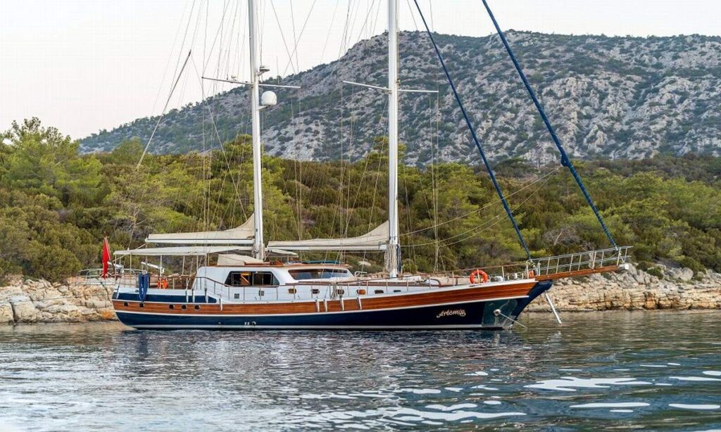 Artemis Tur Teknesi Gümbet Bodrum